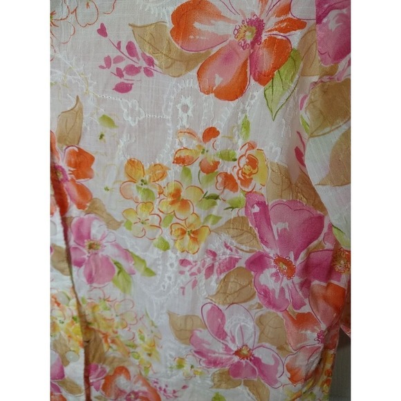 Alfred Dunner V Neck Floral Semi Sheer Slit Cuff Sleeve. 10P - Picture 8 of 9
